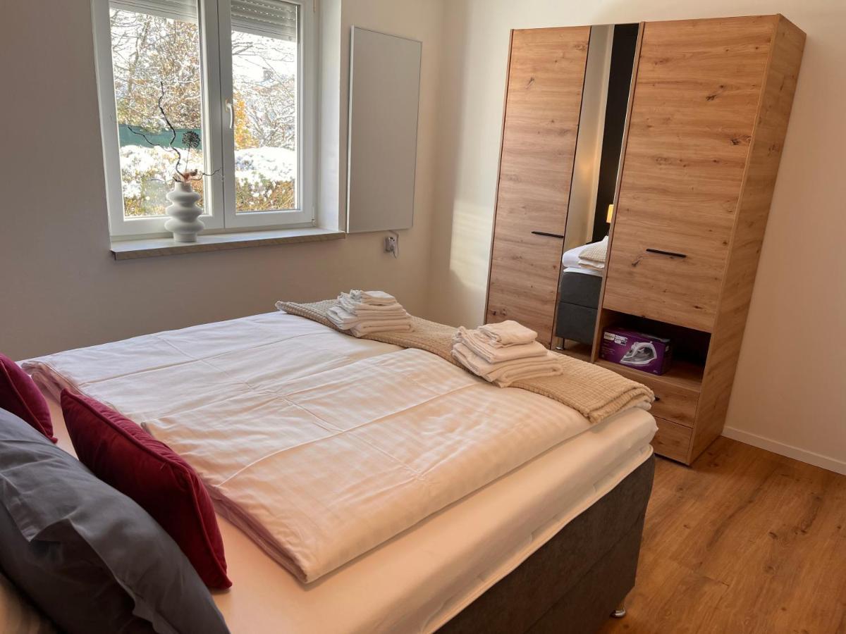 Ferienwohnung Imzaro: Erdgeschoss, 2 Schlafzimmer Plus Schlafsofa, Eigener Eingang, Grosse Terrasse Mit Garten! Spittal an der Drau Ngoại thất bức ảnh